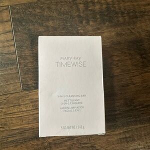 Mary Kay TimeWise 3-in-1 Cleansing Bar
